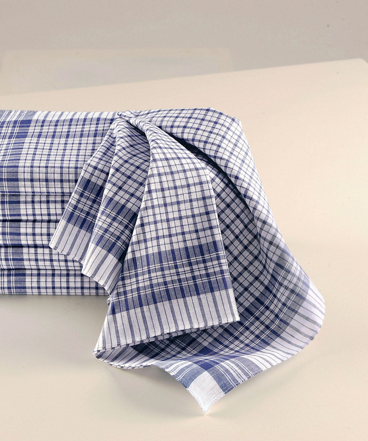 Lot de 12 mouchoirs homme