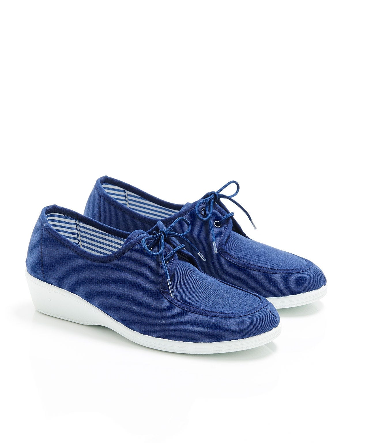 Derbies en toile, à lacets