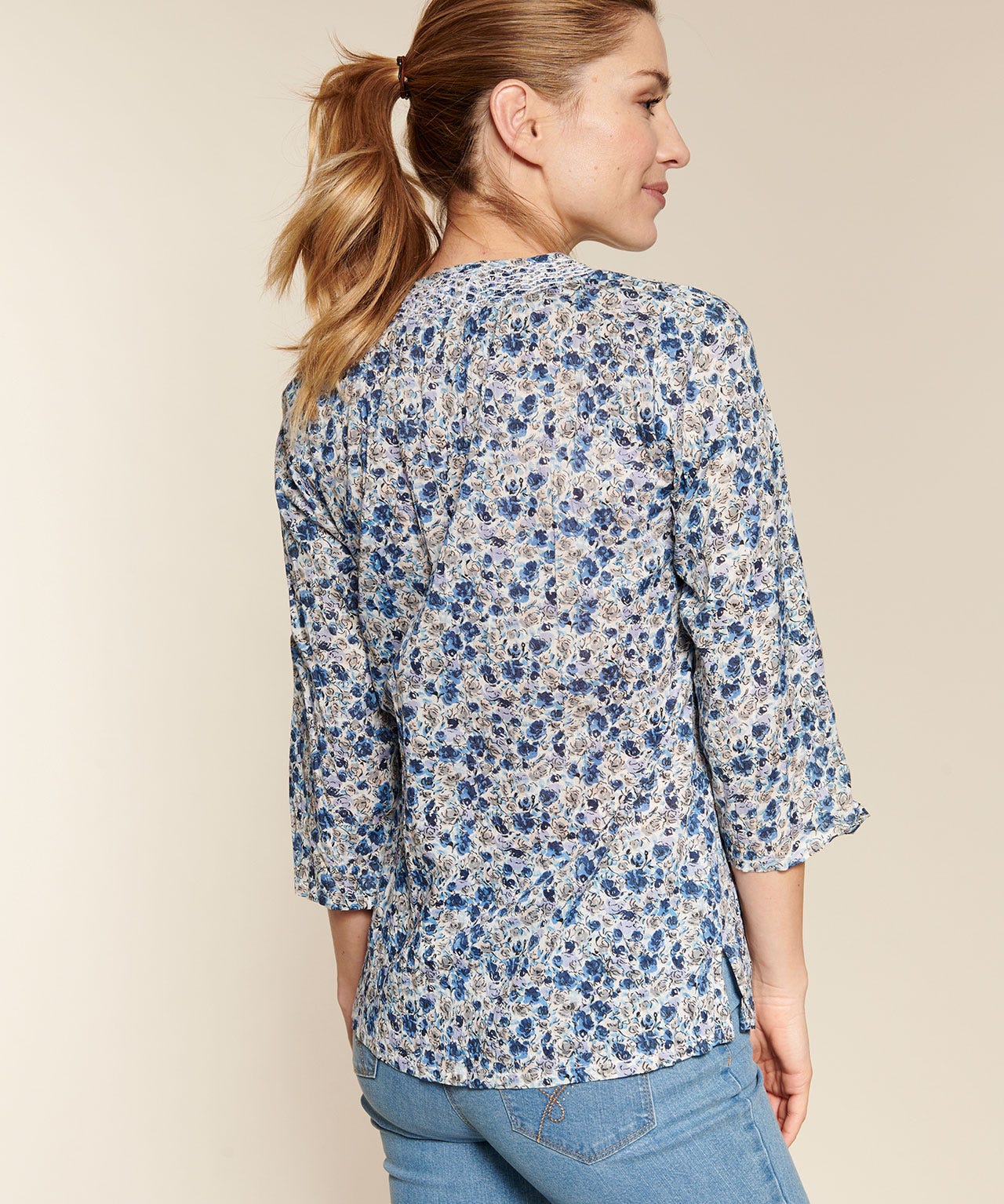 Tunique tissu gaufré fleuri