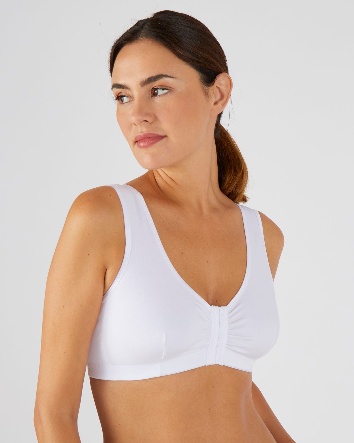 Soutien-gorge sans armatures ouvert devant