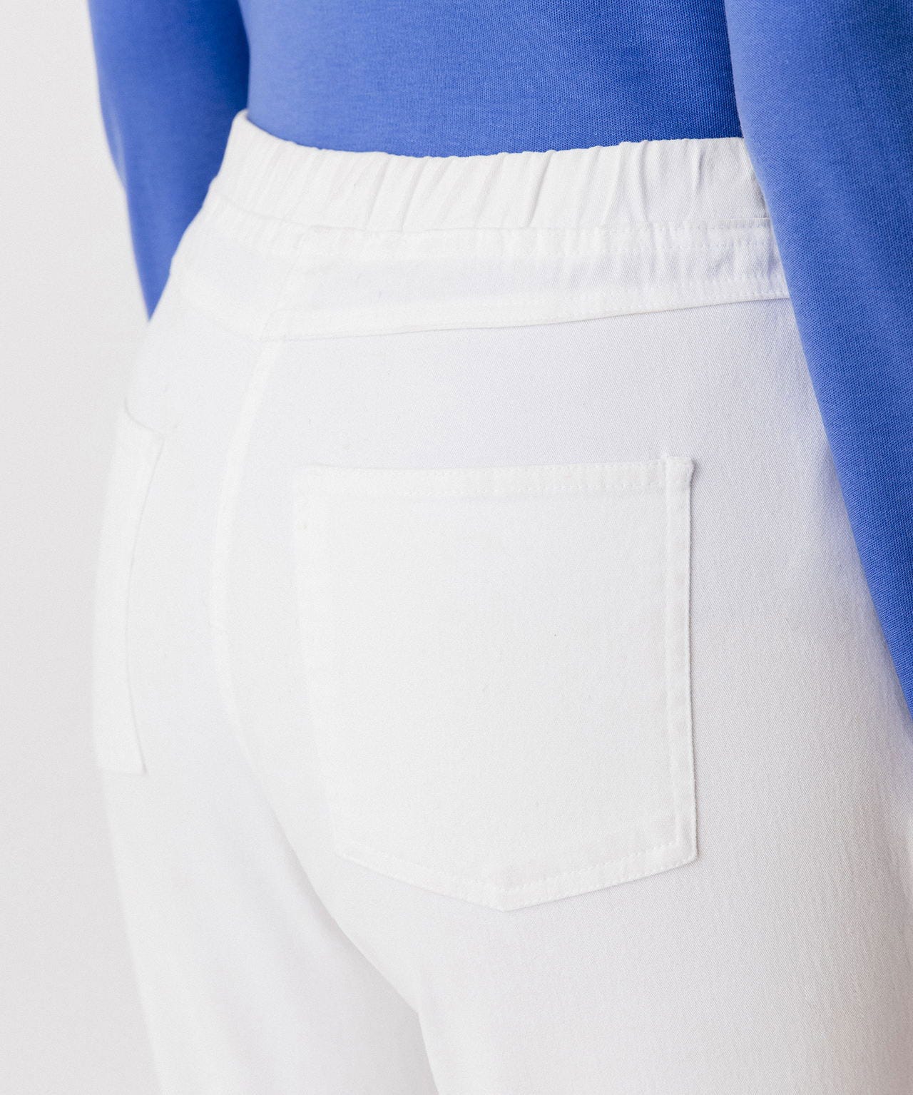 Pantacourt gabardine extensible