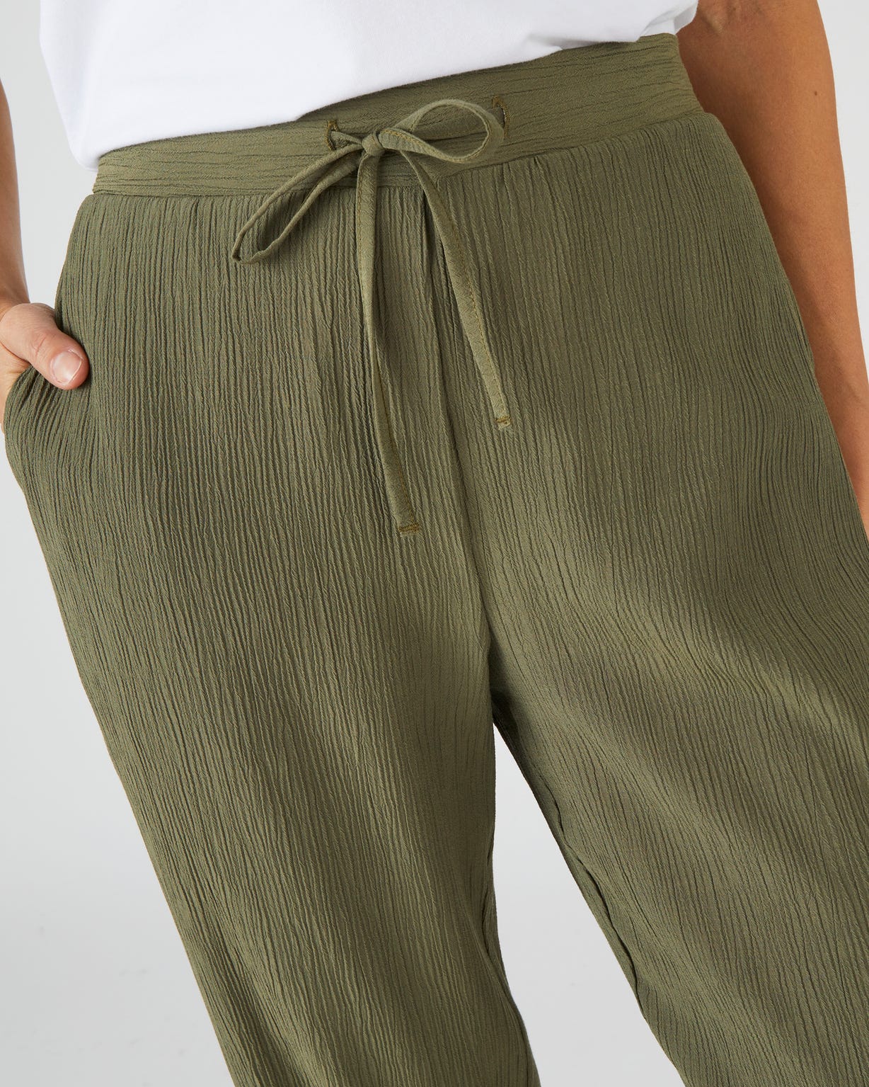 Pantacourt crépon léger