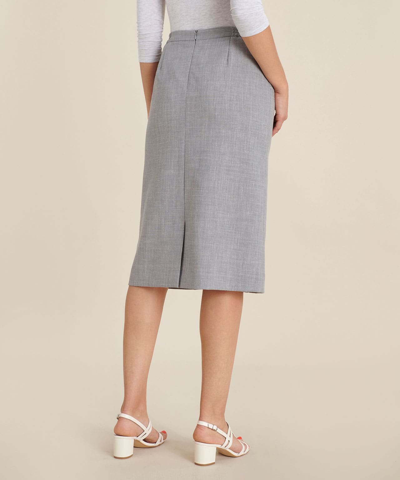 Jupe droite bi-extensible, 2 statures.