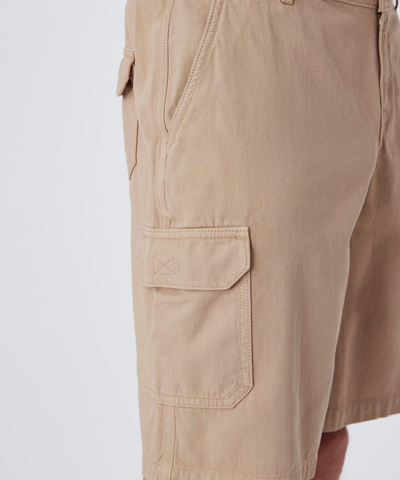 Bermuda poches côtés