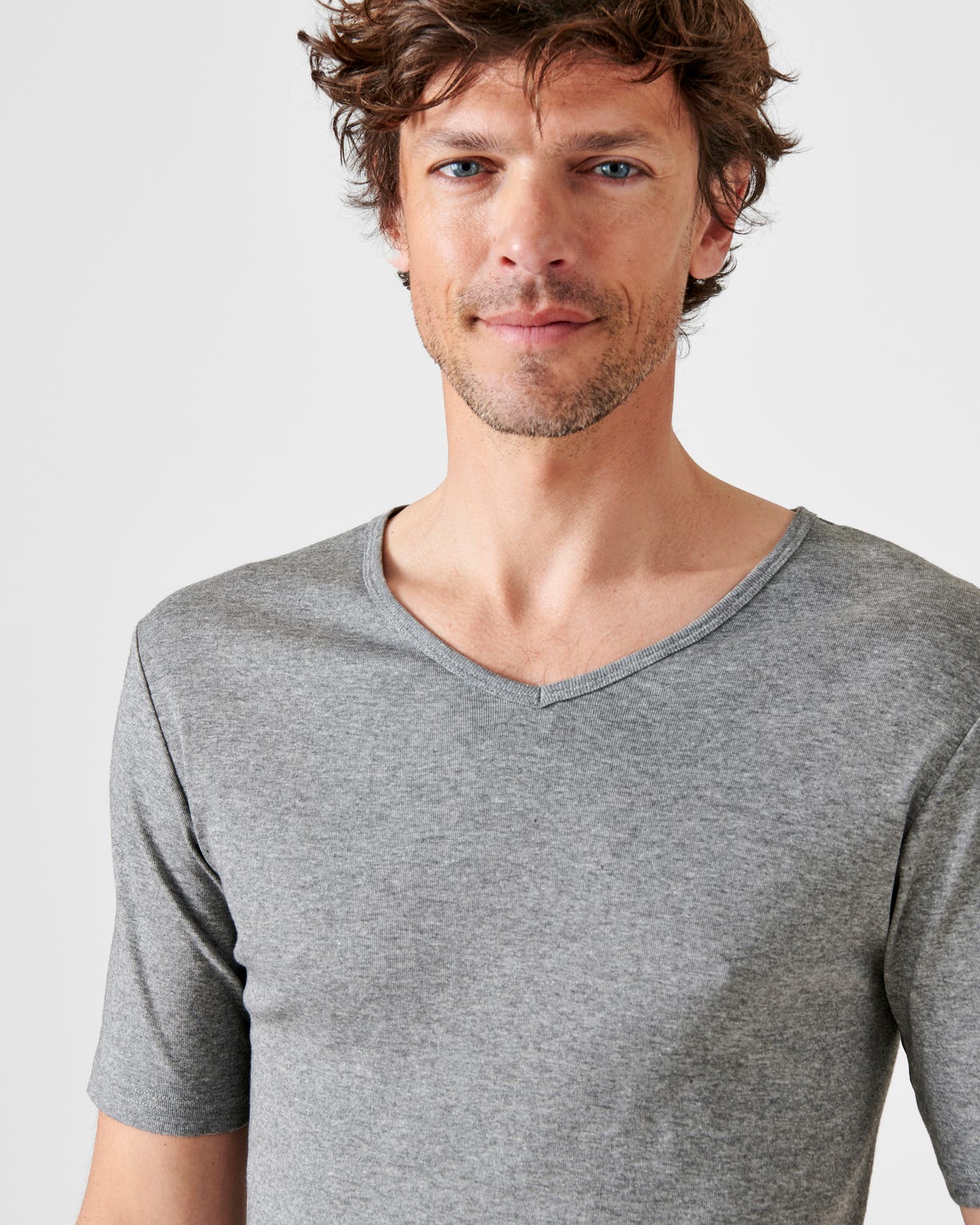 Lot de 2 t-shirts col V, manches courtes, Essential pur coton peigné