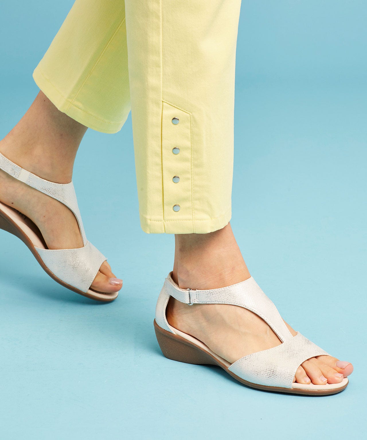 Sandales irisées à scratch