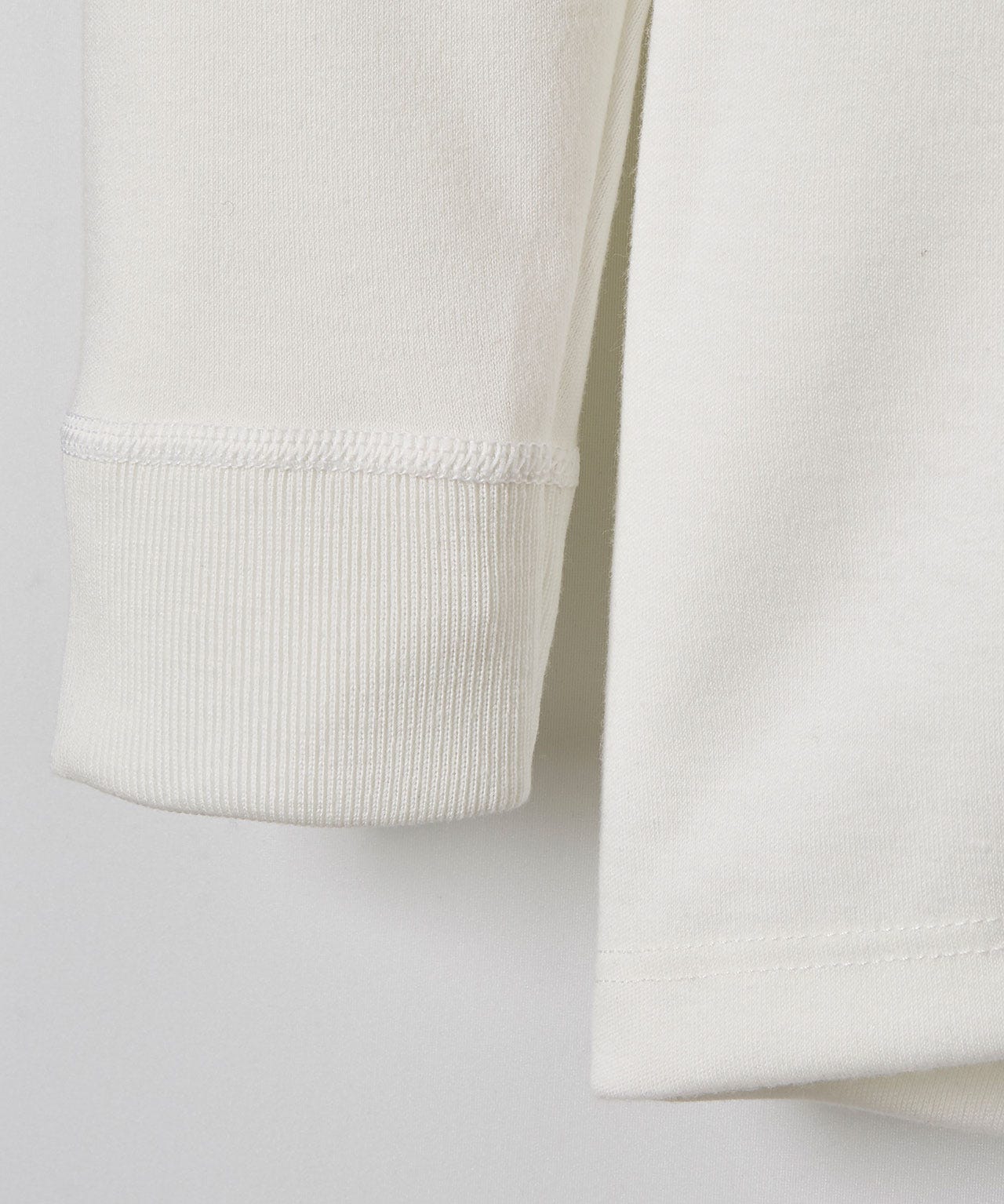 Tee-shirt avec plastron, manches longues