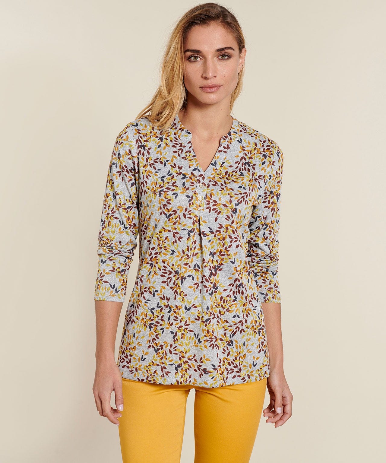 Tee-shirt encolure tunisienne