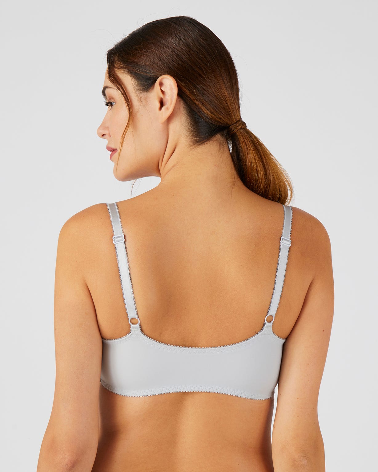 Soutien-gorge dentelle avec armatures, ouvert devant DIANA de Damart