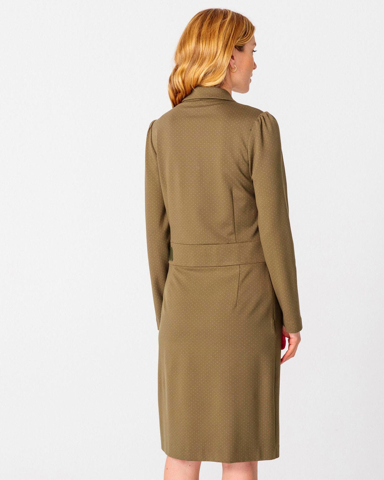 Robe en maille col tailleur