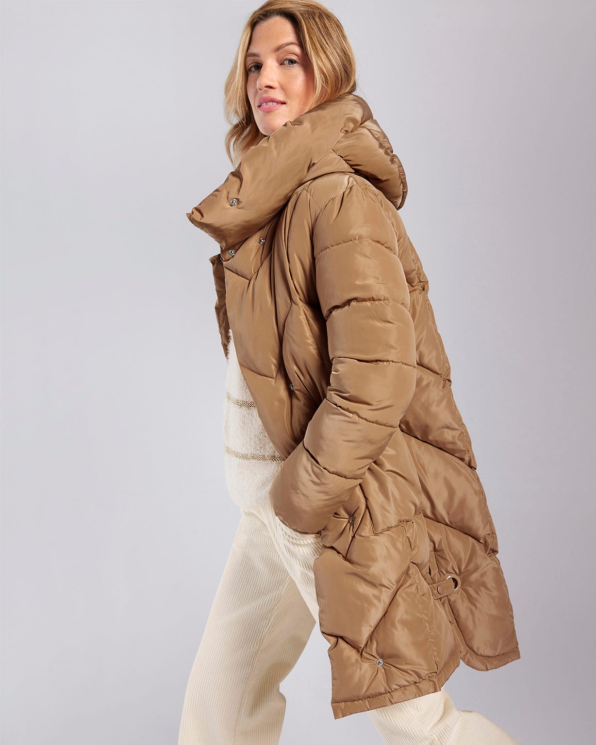 Doudoune longue et chaude conçue dans une démarche plus responsable