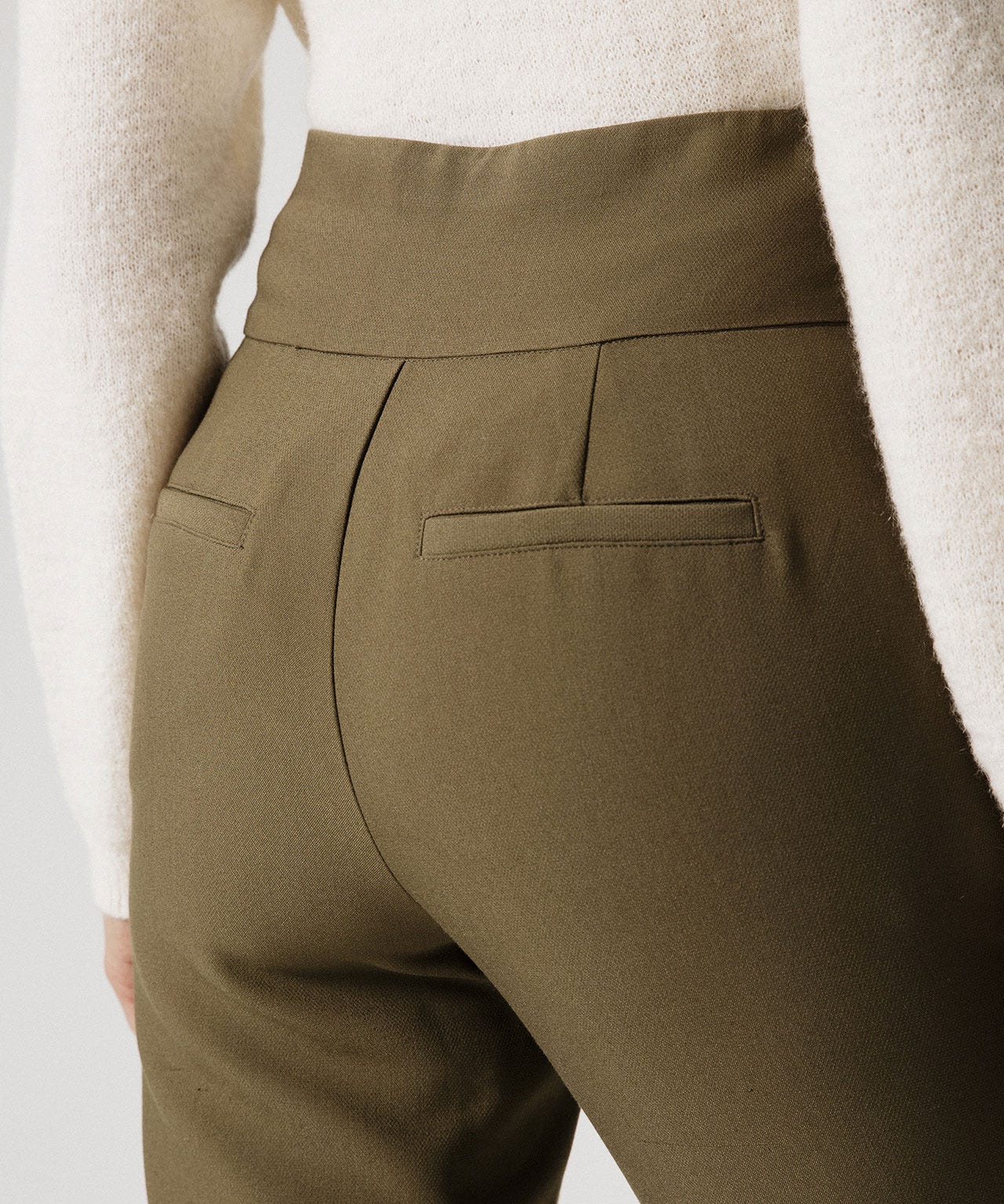 Pantalon crêpe taille haute