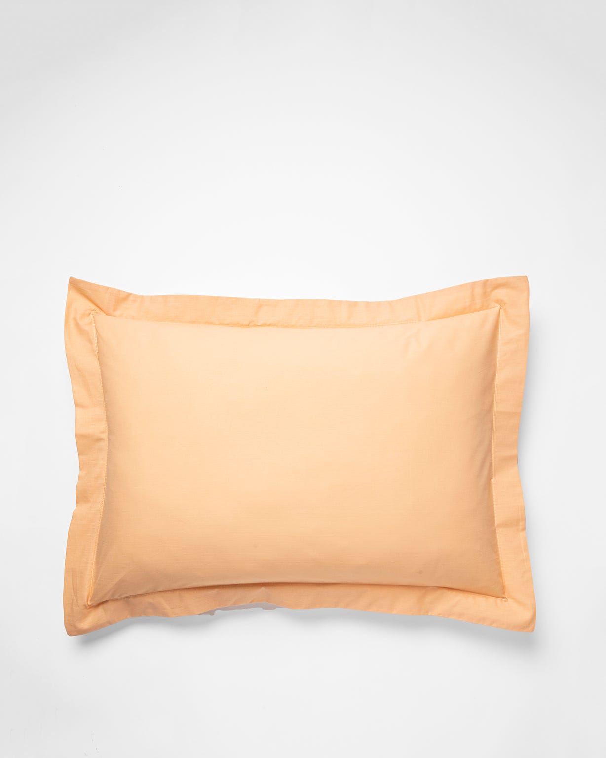 Taies d'oreiller pur coton.