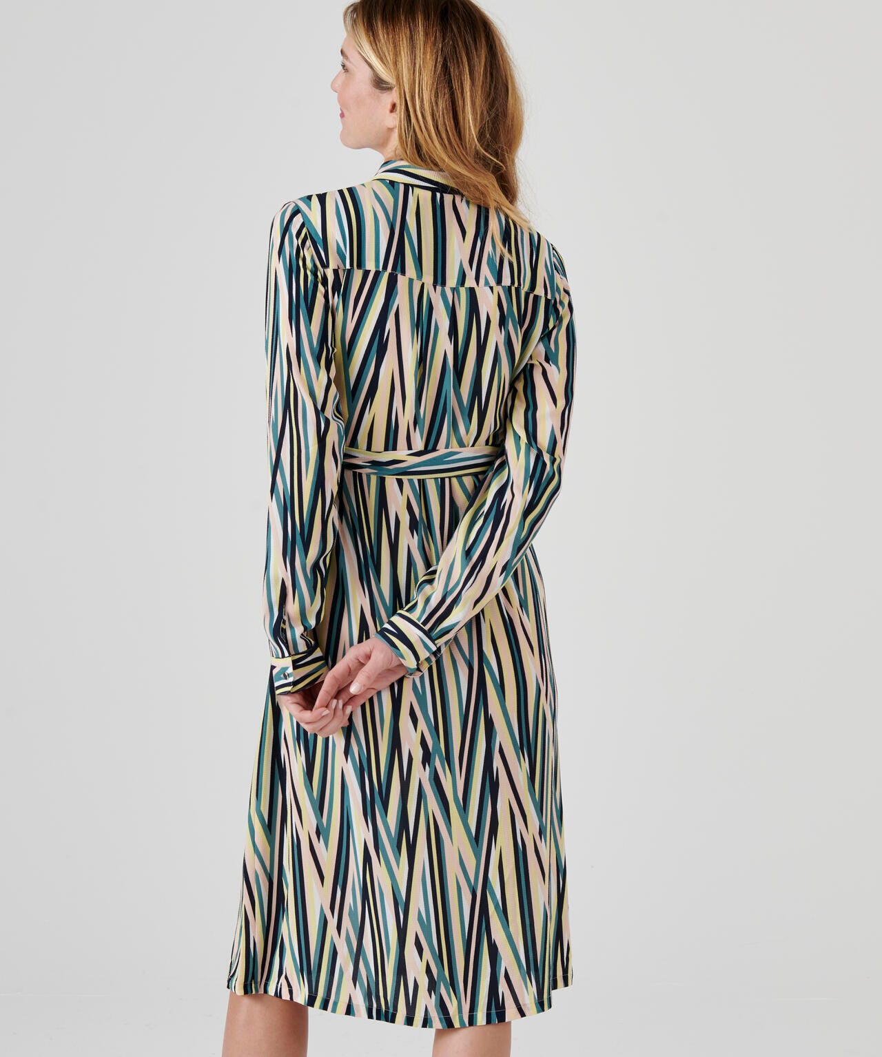 Robe-chemisier crêpe imprimé graphique