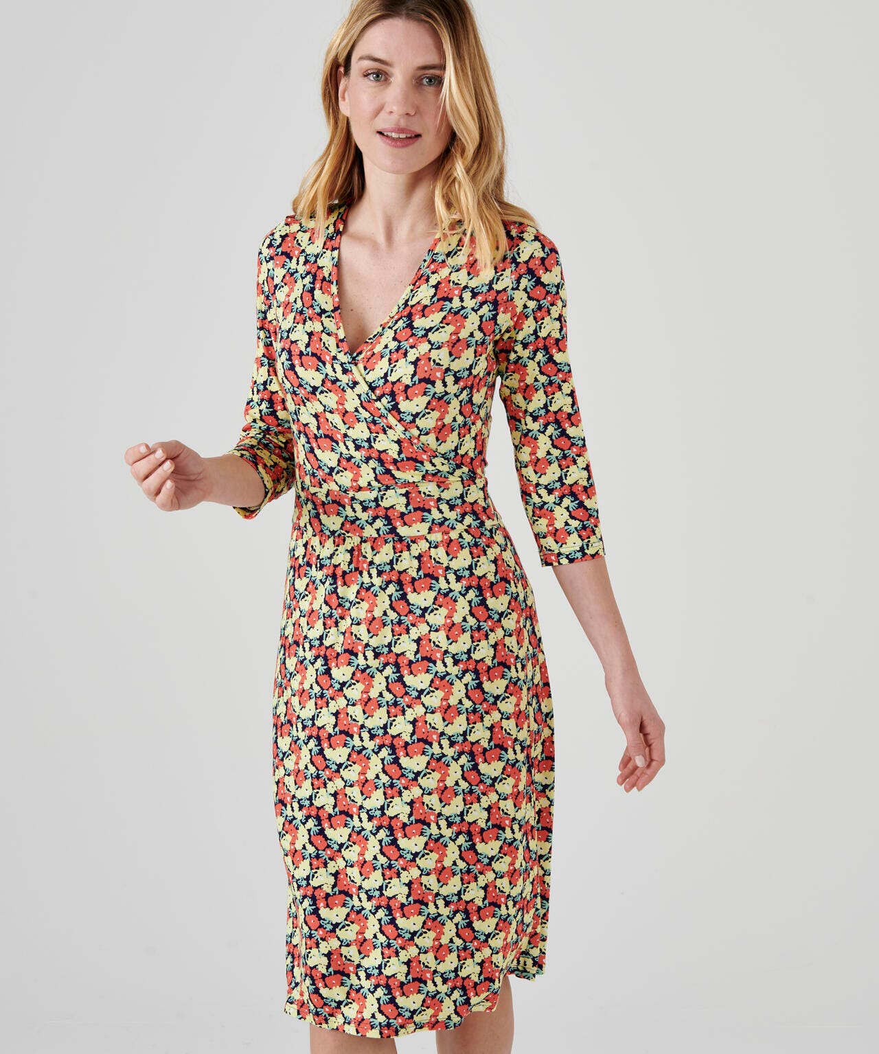 Robe effet cache-coeur fleurie