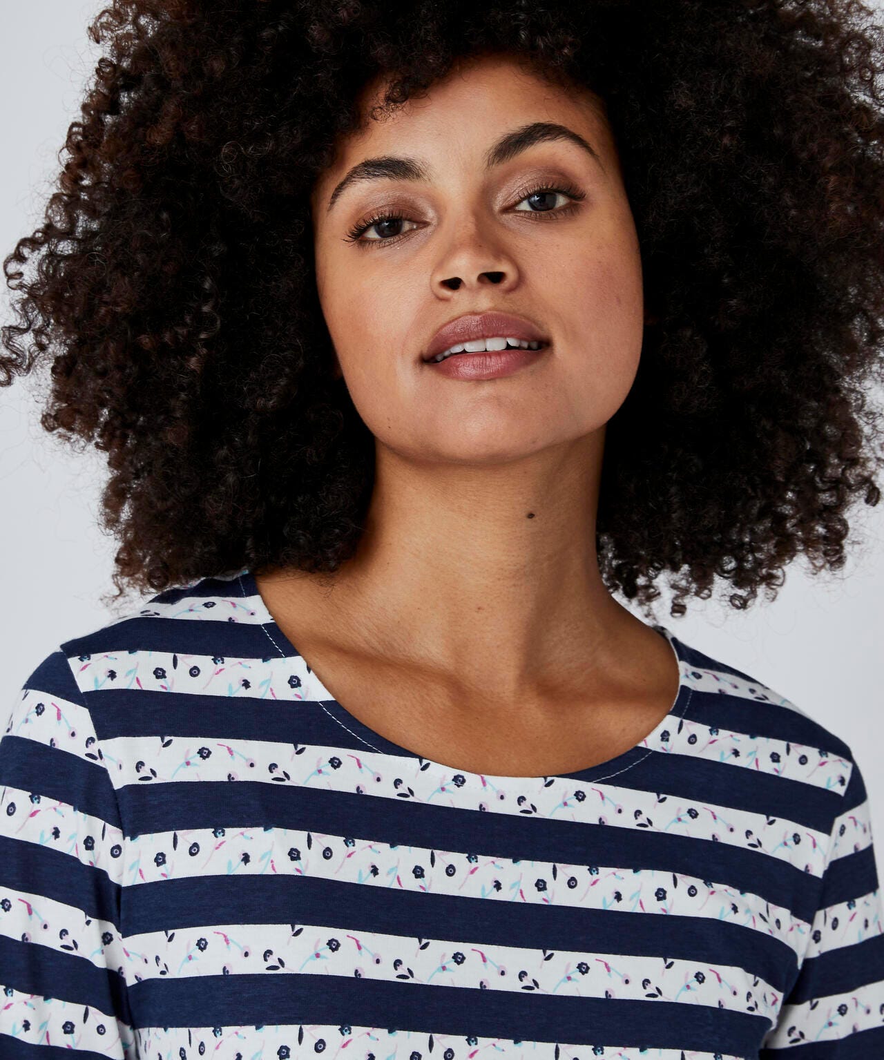 Tee-shirt rayures et fleurs