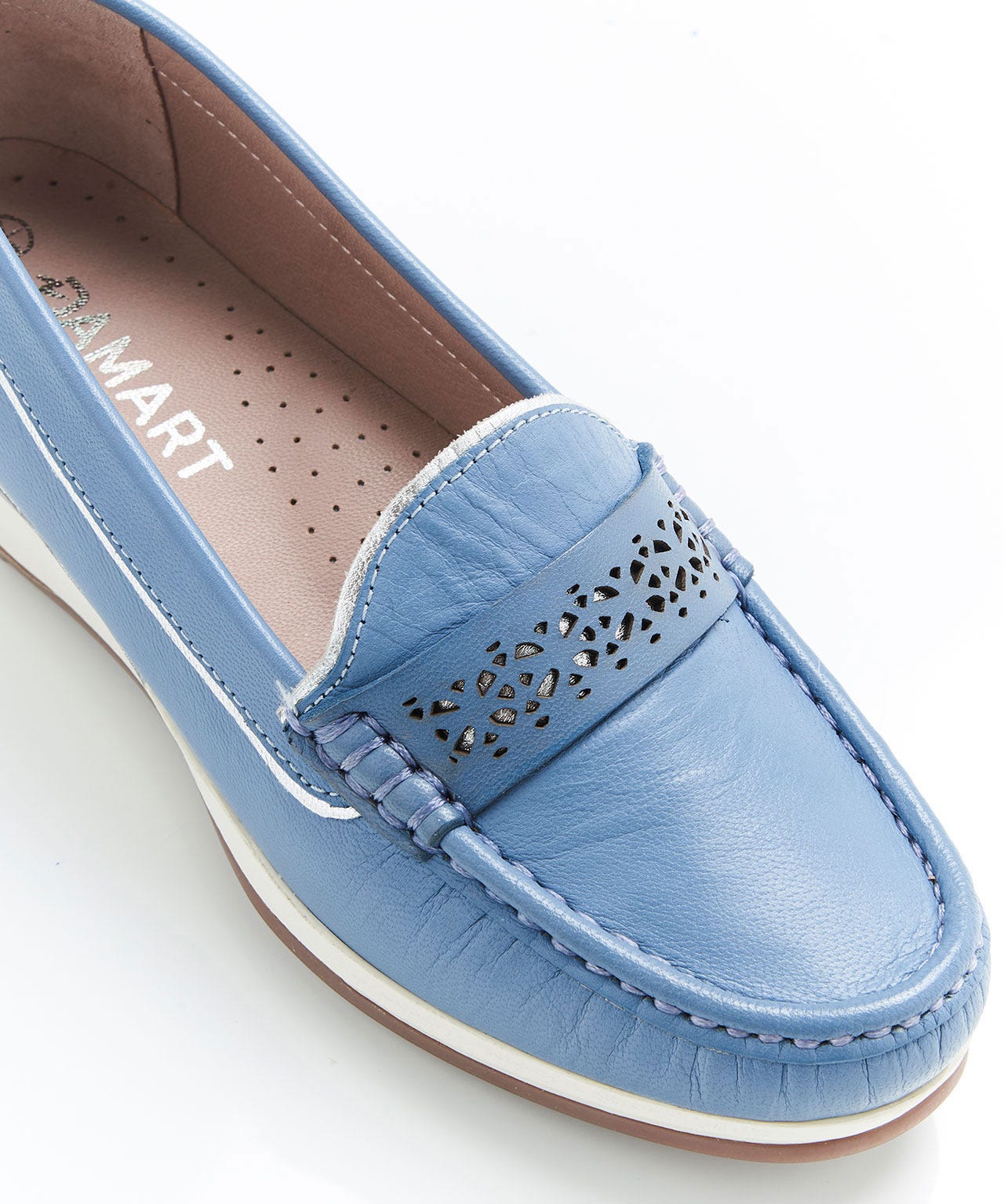 Mocassins compensés, détails irisés