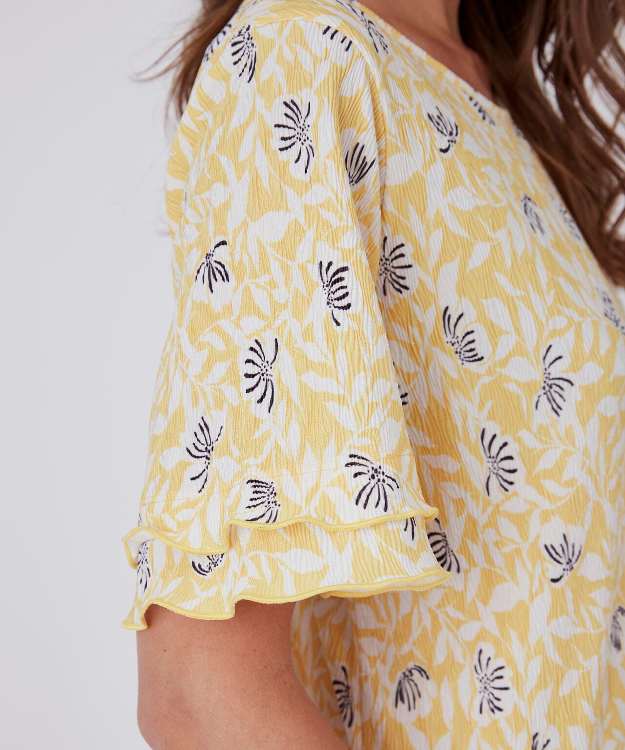 Tee-shirt maille plissée esprit volants