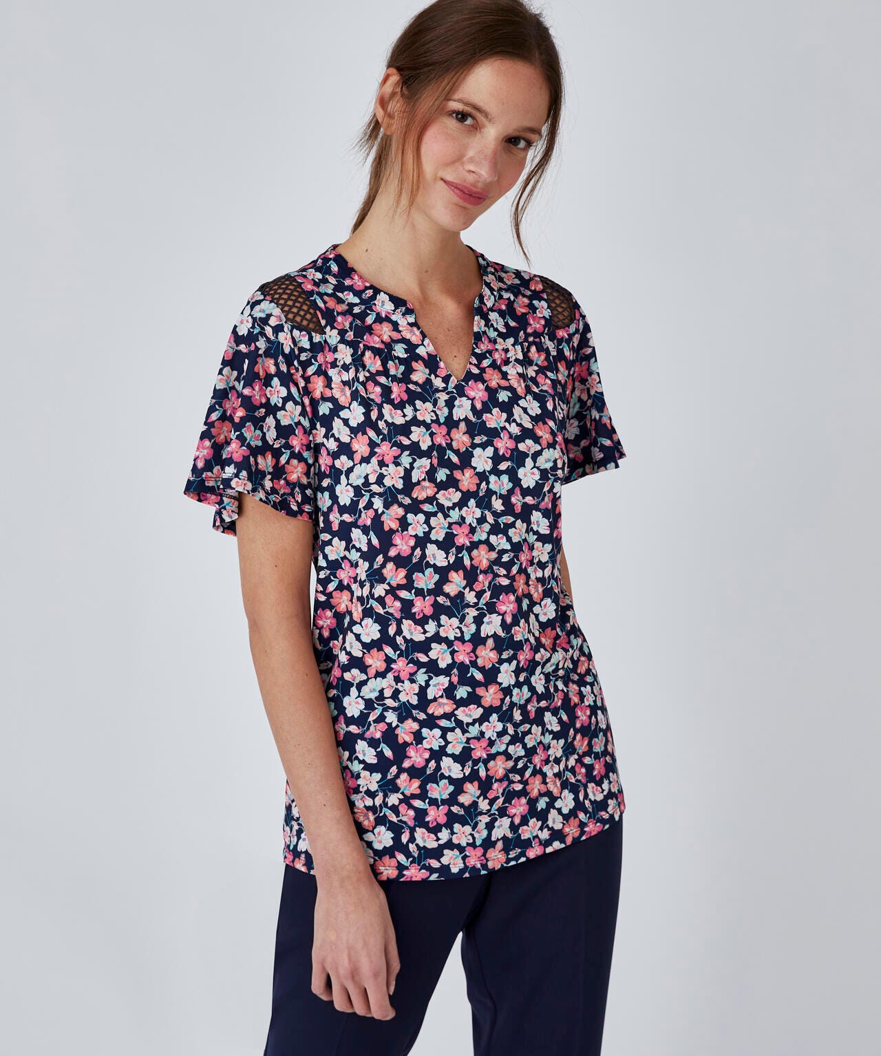 Blouse fleurie manches papillon