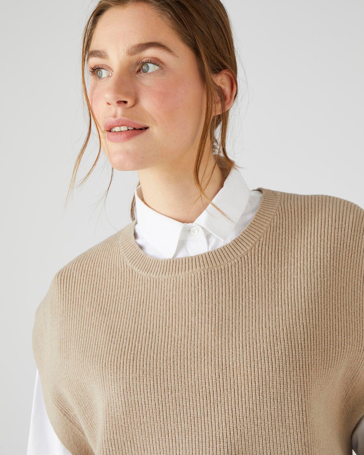 Pull sans manches maille perlée