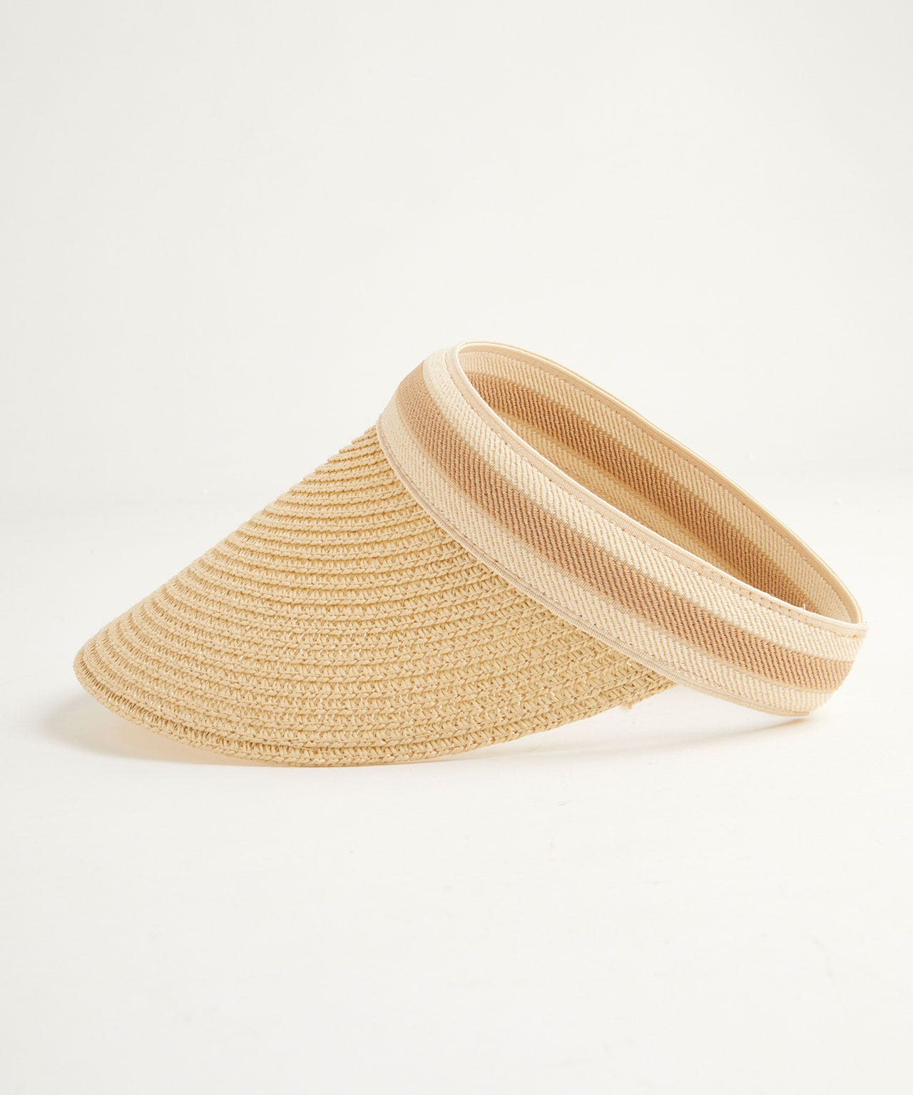 Chapeau visière tressé