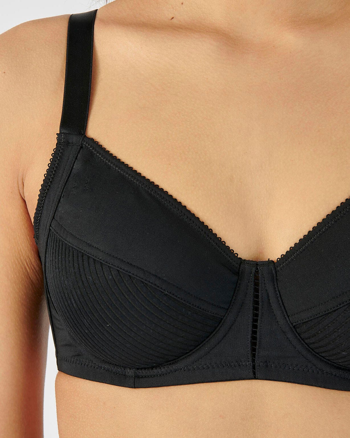 Soutien-gorge à armatures grand maintien