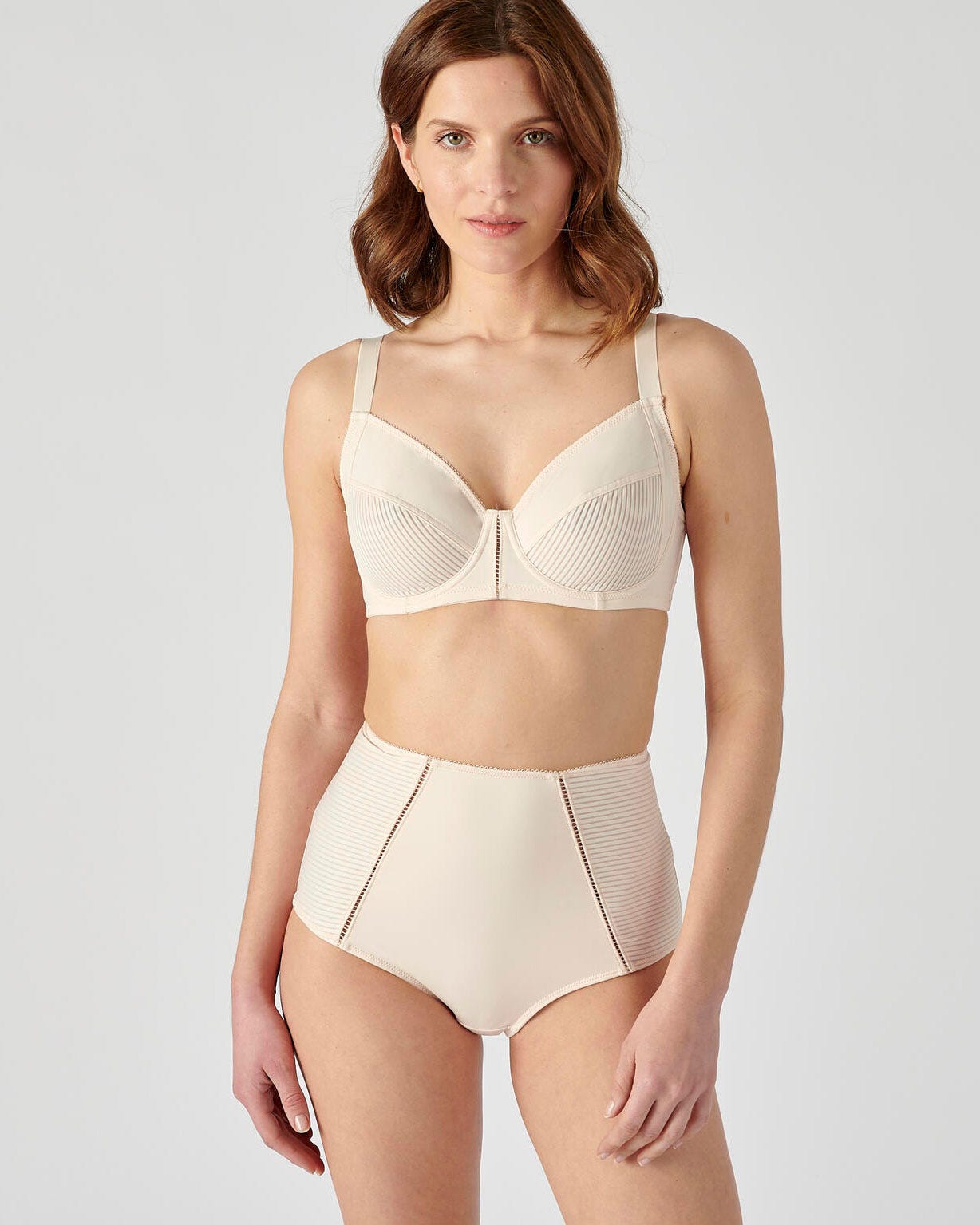 Soutien-gorge à armatures grand maintien