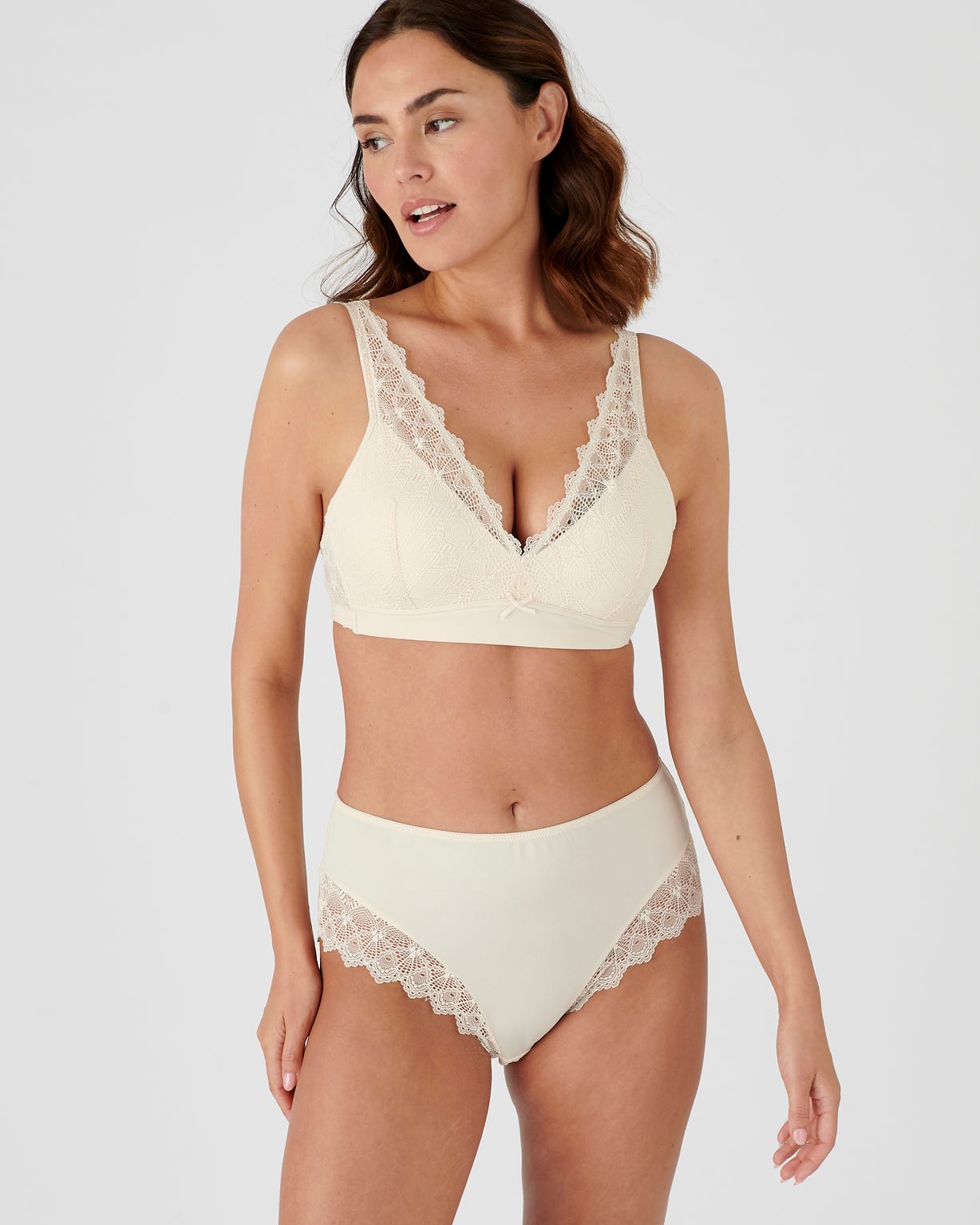 Soutien-gorge dentelle sans armatures forme foulard LYDIE de Damart