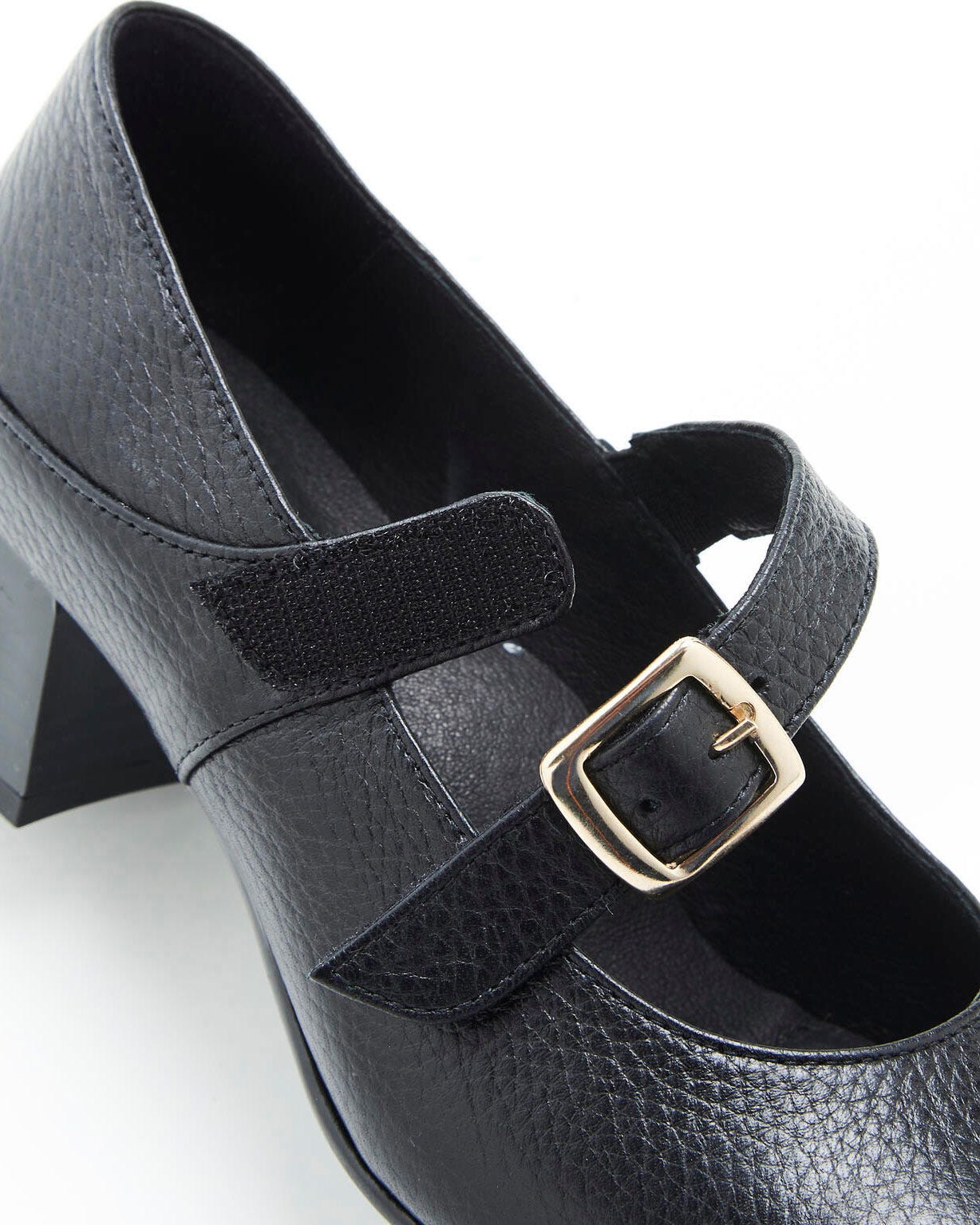 Escarpins dessus cuir cerf, 1 bride à scratch