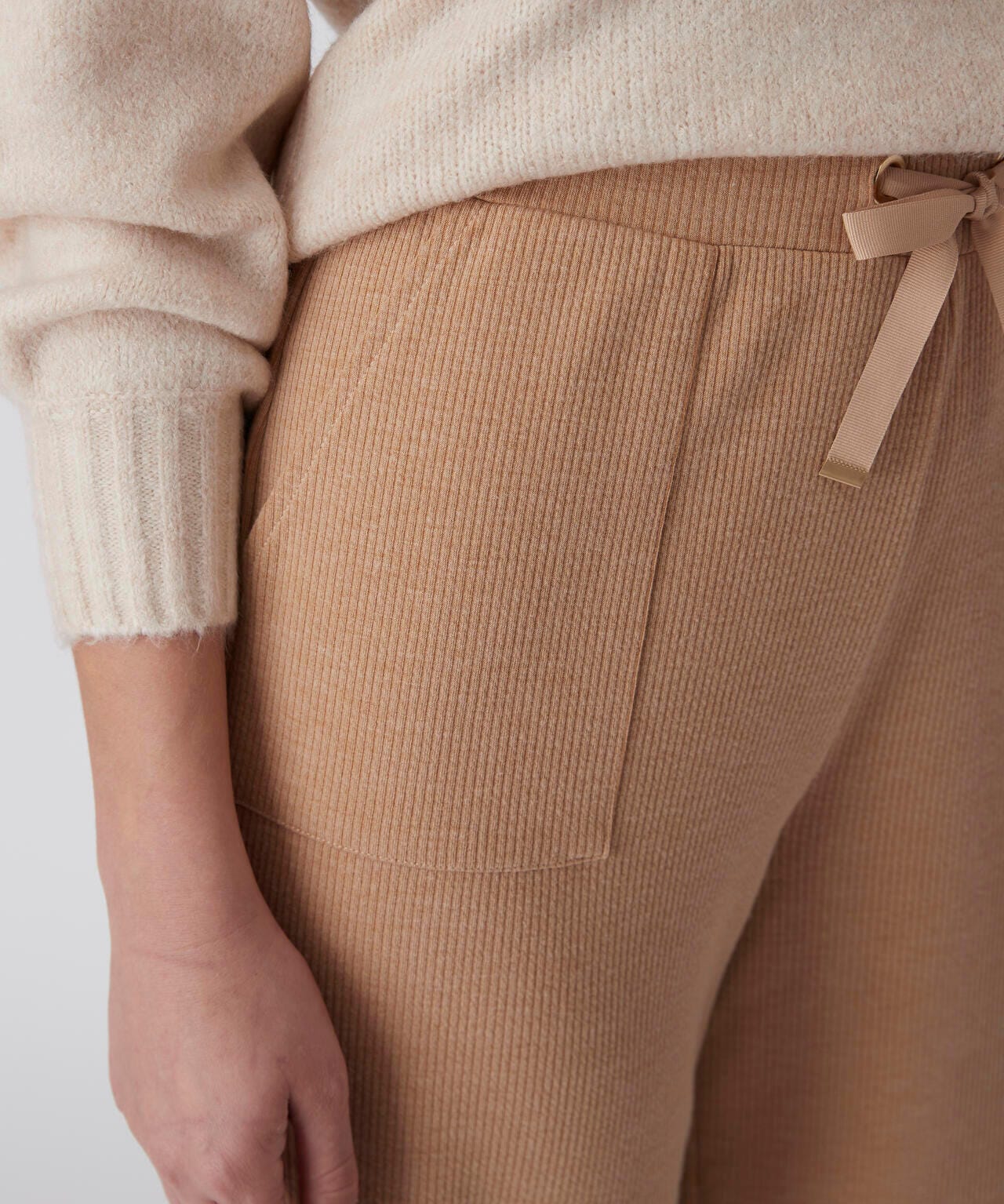 Pantalon large maille côtelée