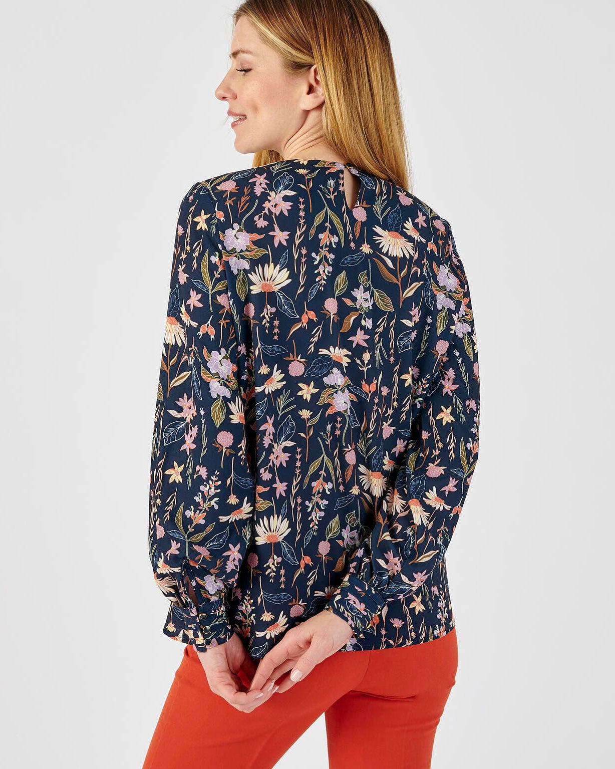 Blouse fleurie en crêpe léger