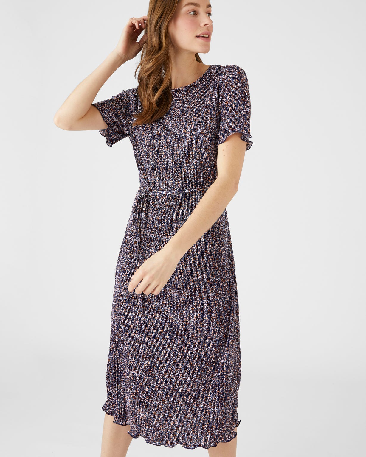 Robe plissée manches courtes