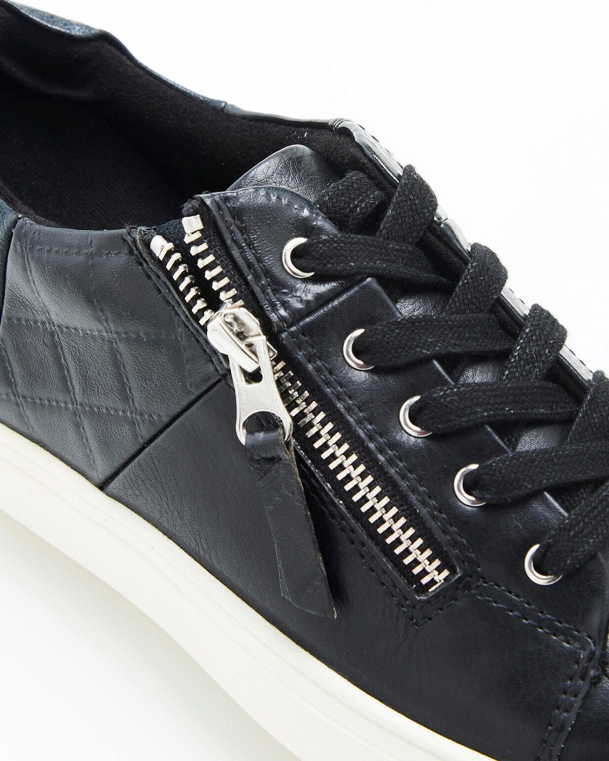 Tennis fantaisie à lacets Thermolactyl