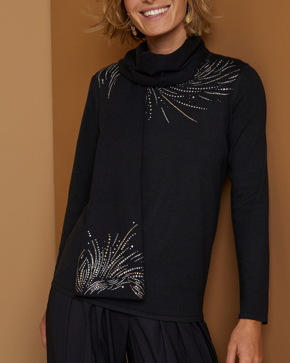 Écharpe en maille à sequins.
