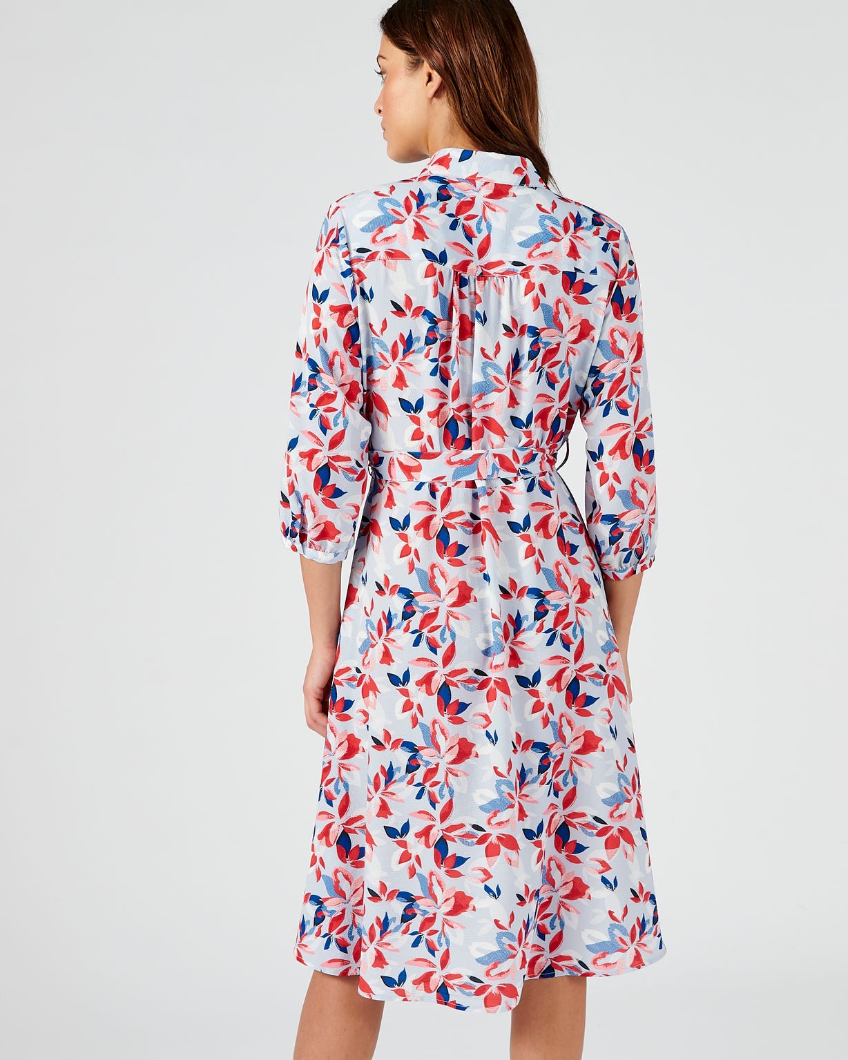 Robe tissu crêpe reliéfé à fleurs