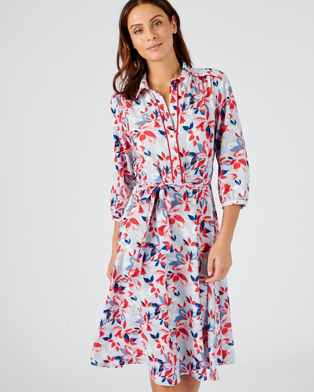 Robe tissu crêpe reliéfé à fleurs