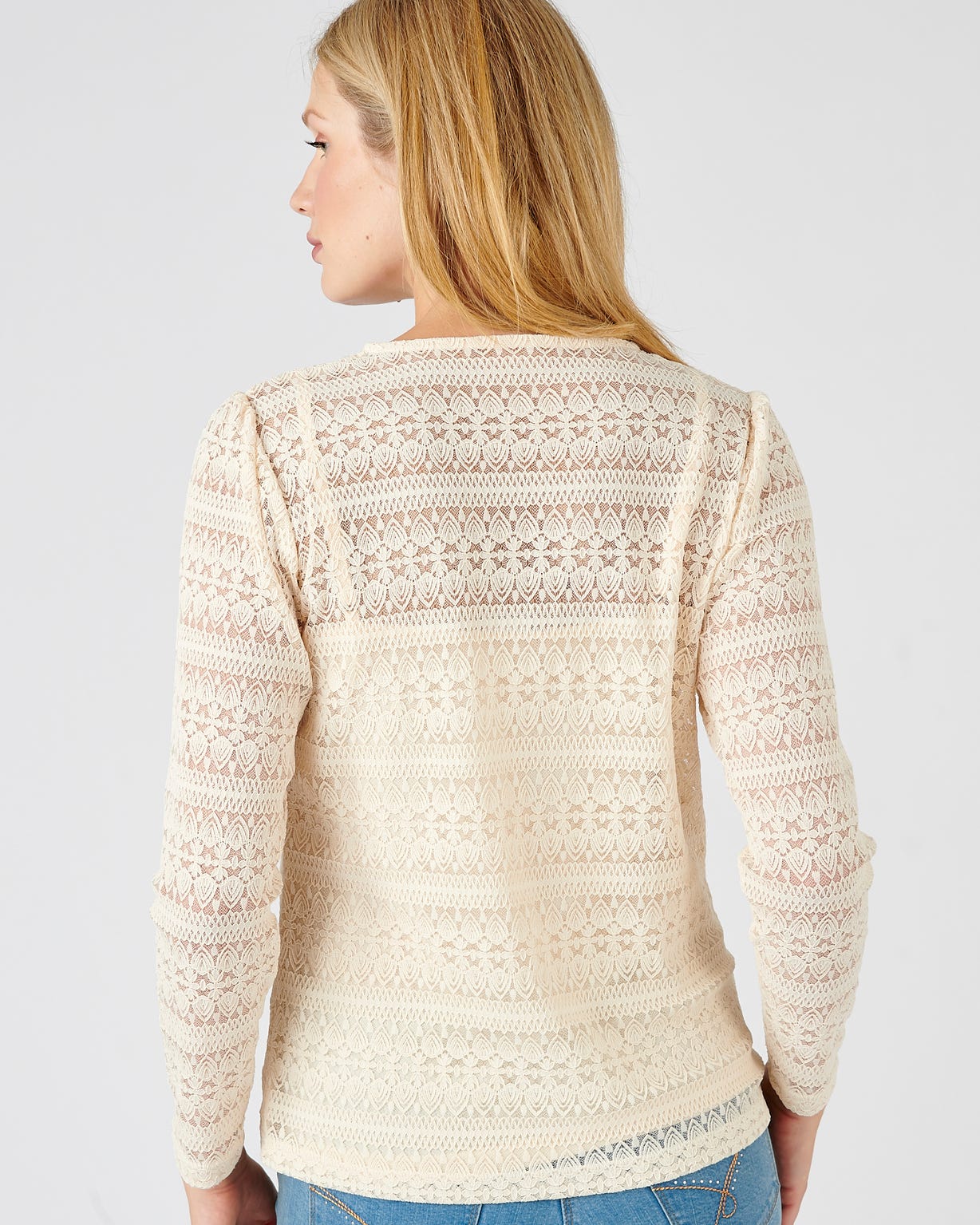 Tee-shirt 2 en 1 en dentelle + caraco