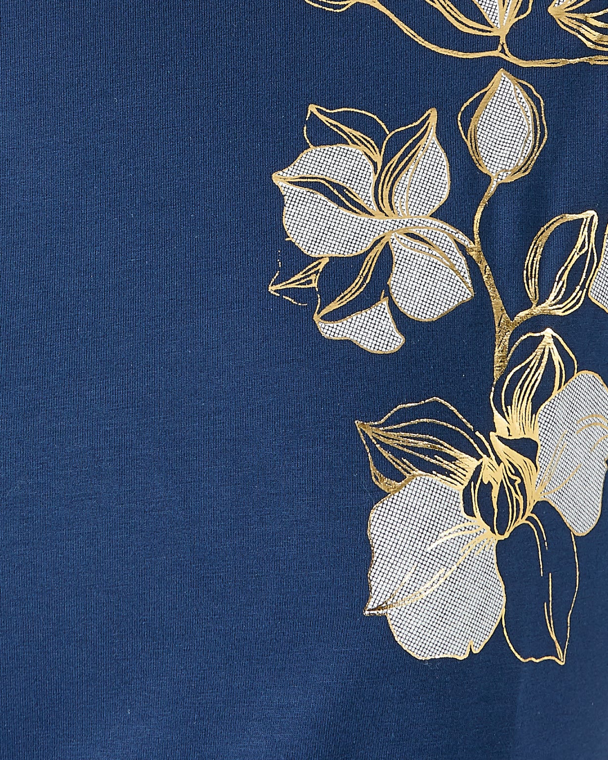 Tee-shirt à motifs brillants.