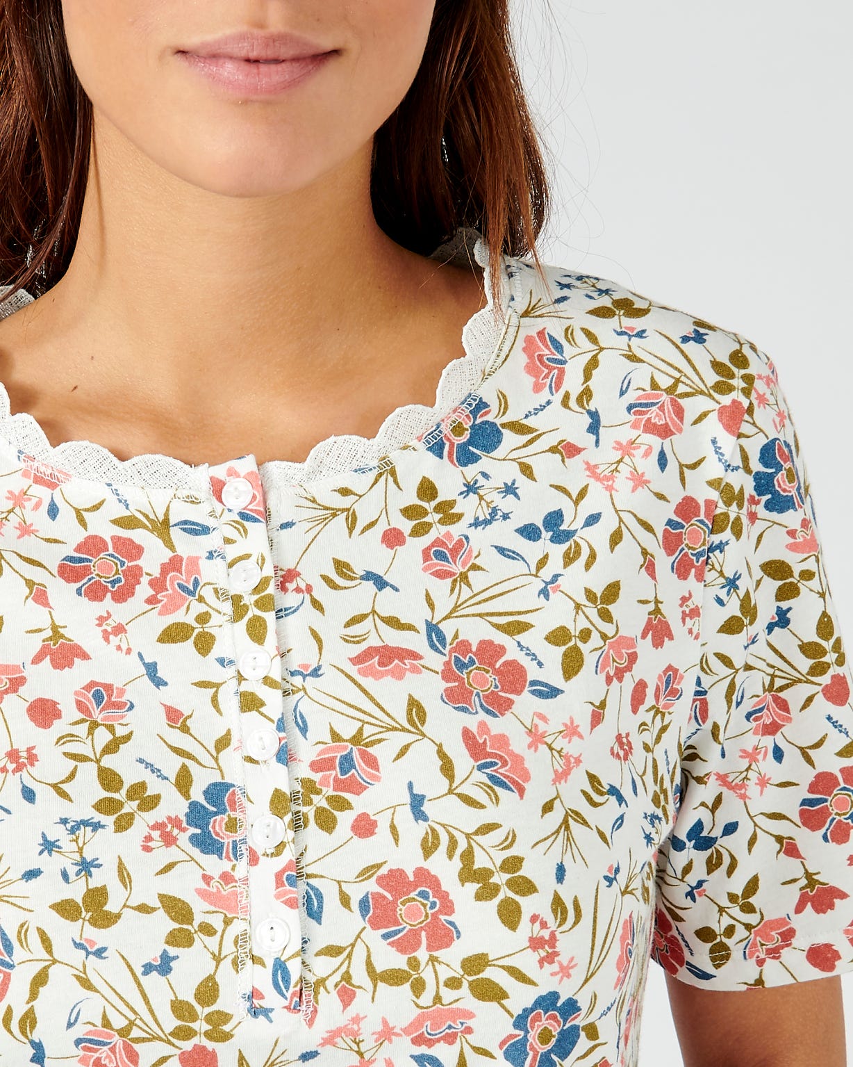 Tee-shirt col rond fantaisie en pur coton.