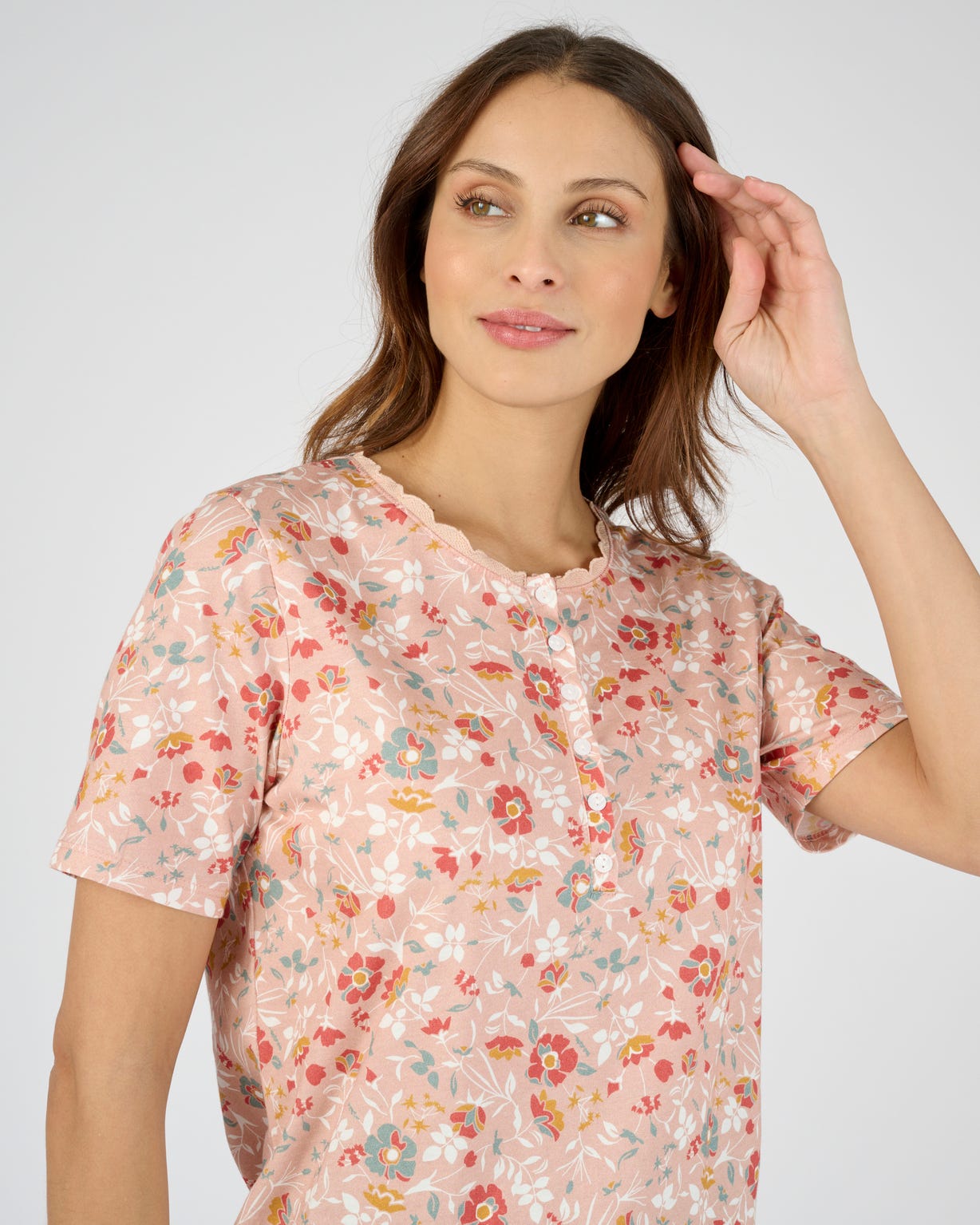 Tee-shirt col rond fantaisie en pur coton.