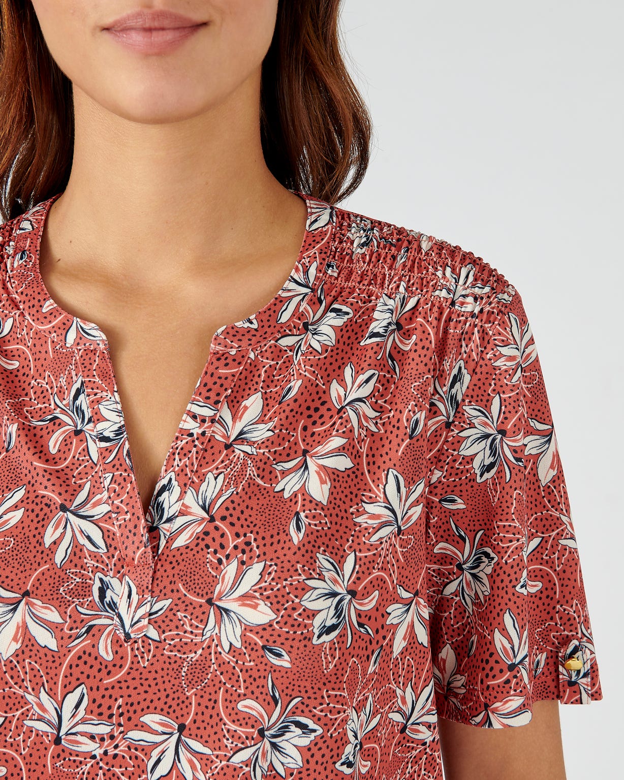 Tee-shirt en crêpe imprimé.