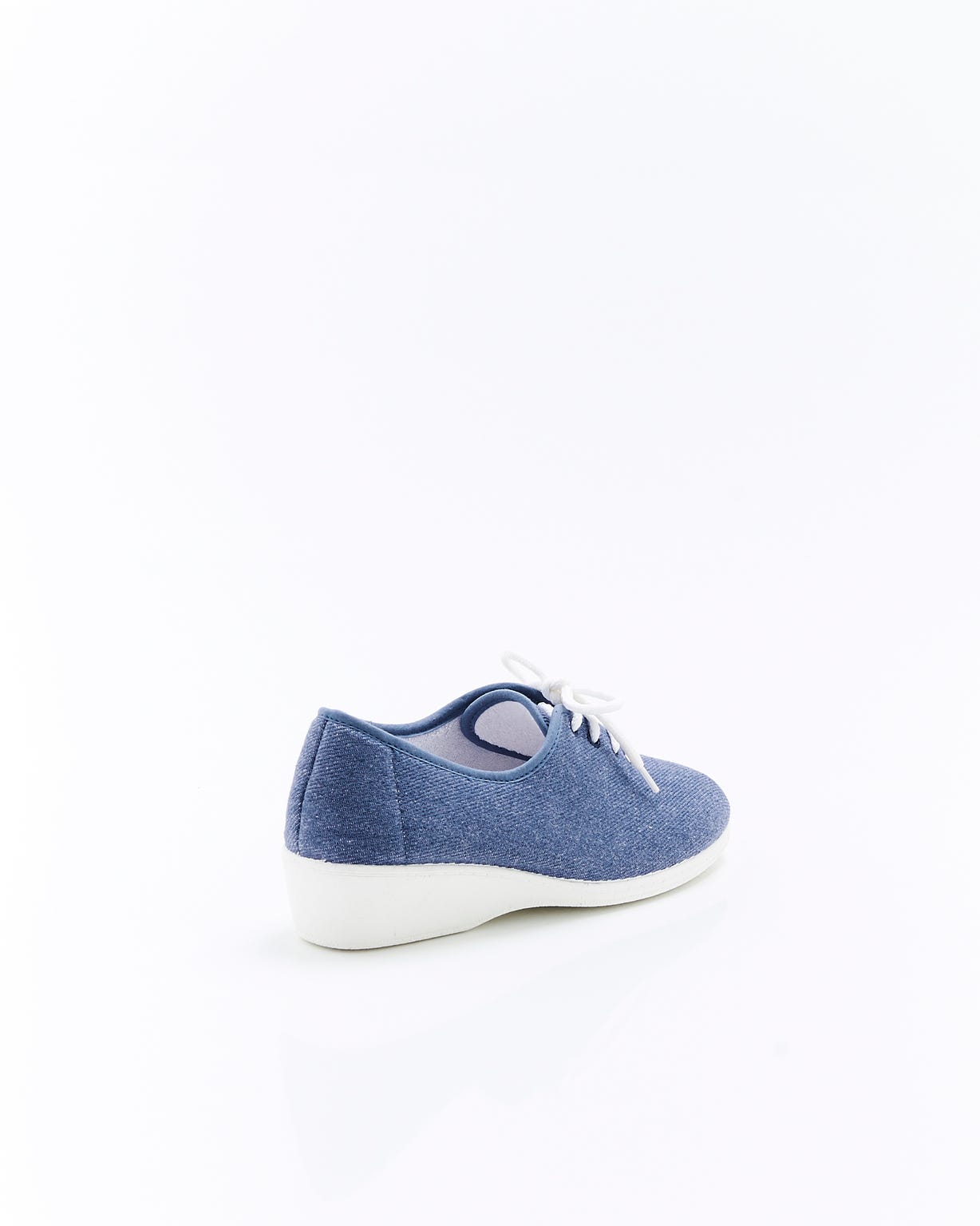 Chaussons à lacets en toile