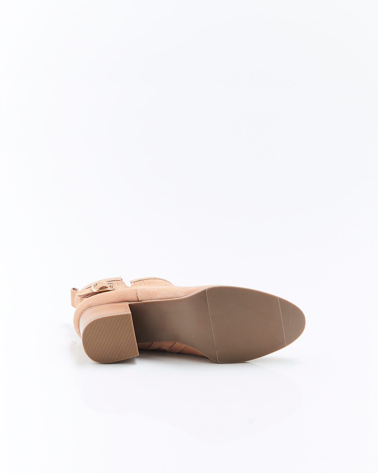 Bottines dessus croûte de cuir perforée