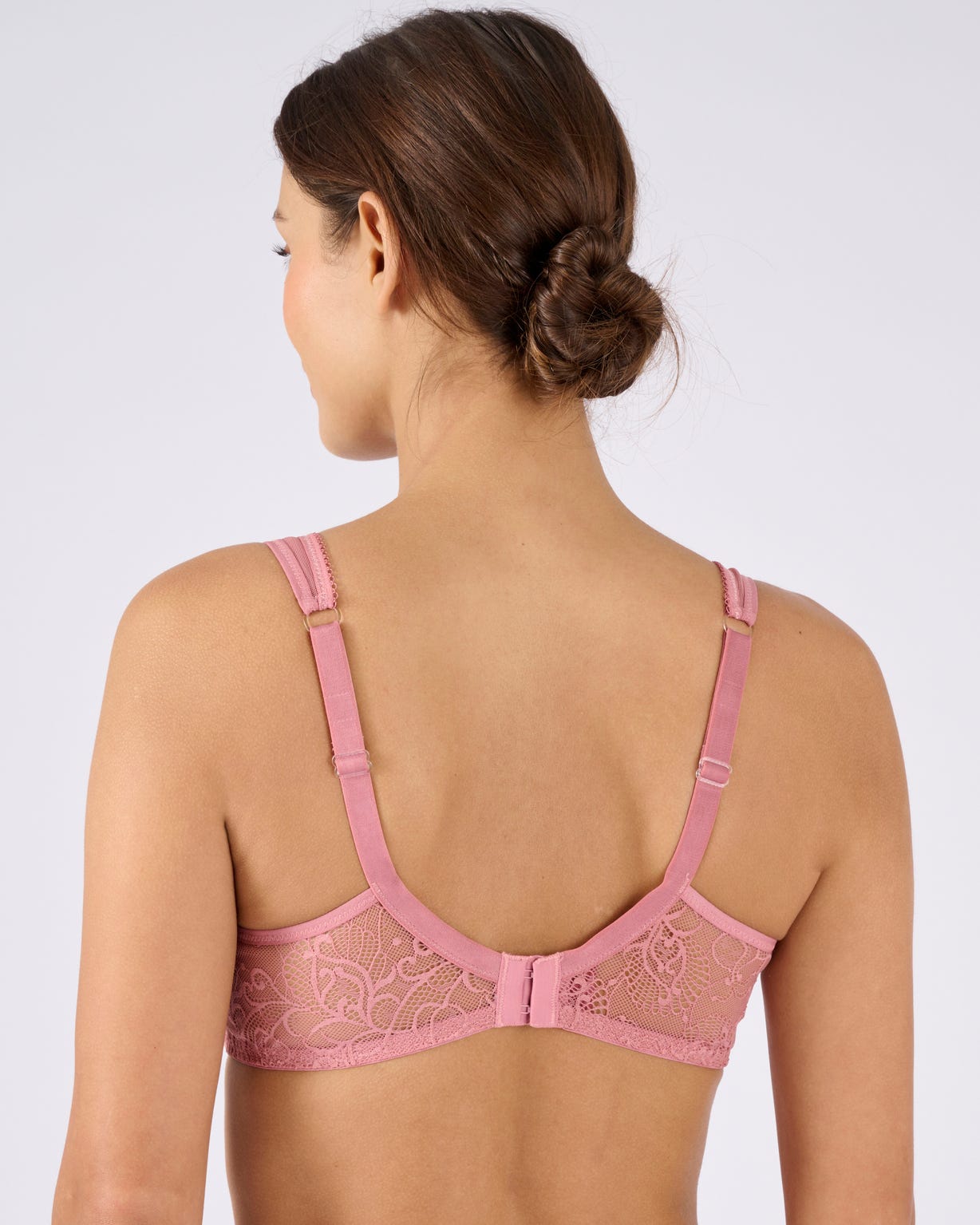 Soutien-gorge à armatures LEA by Damart.