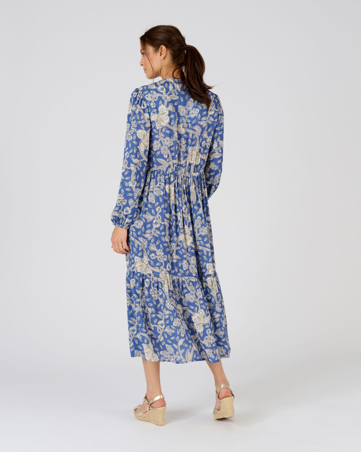 Robe à étages pure viscose