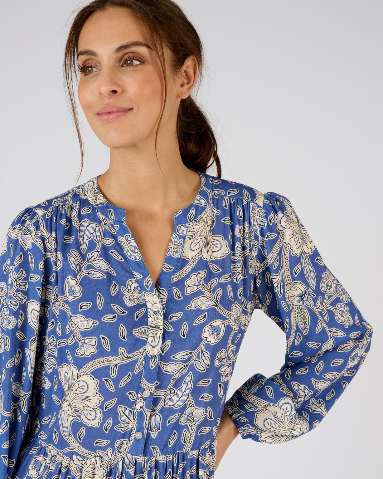 Robe à étages pure viscose