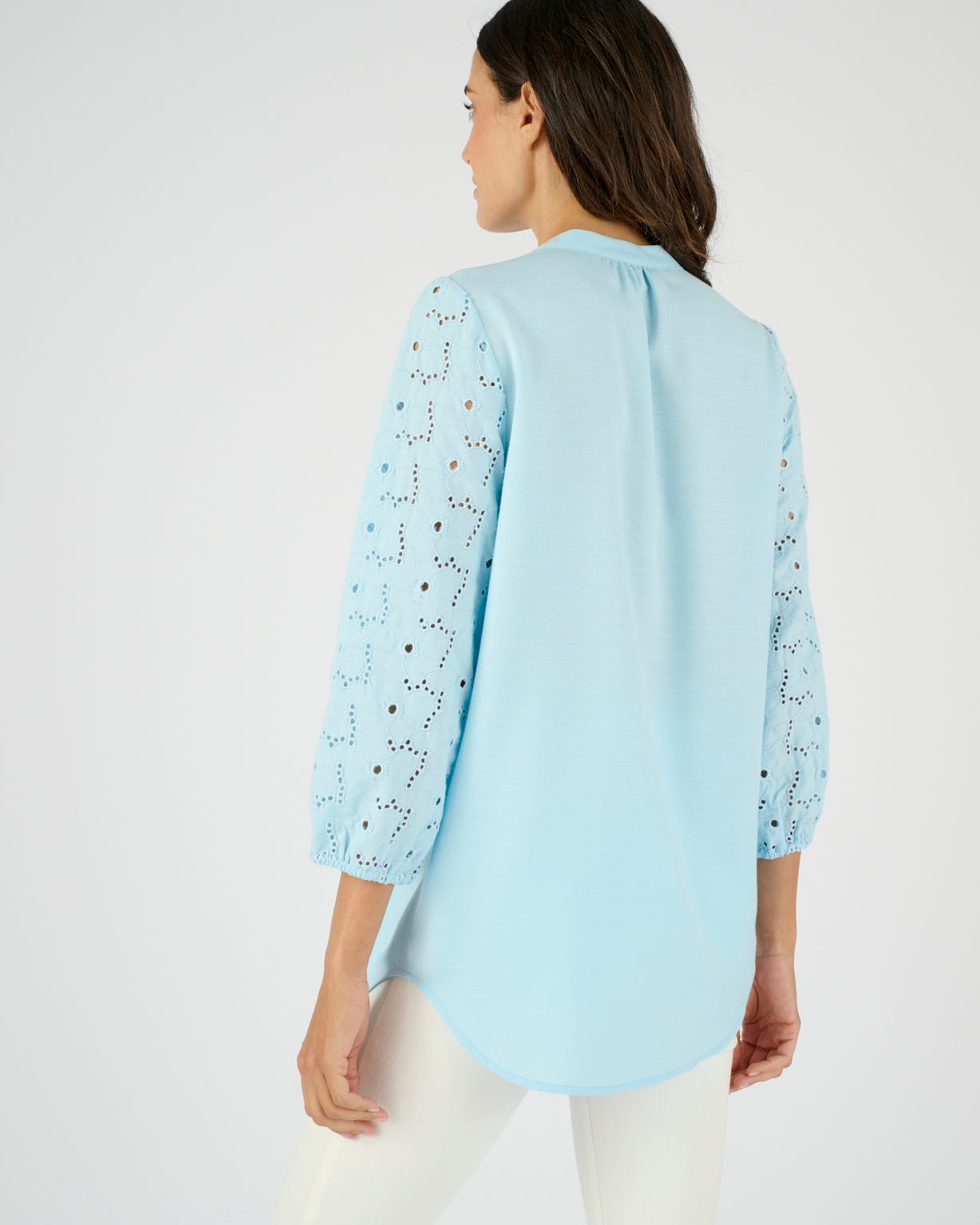 Tunique manches en broderie anglaise