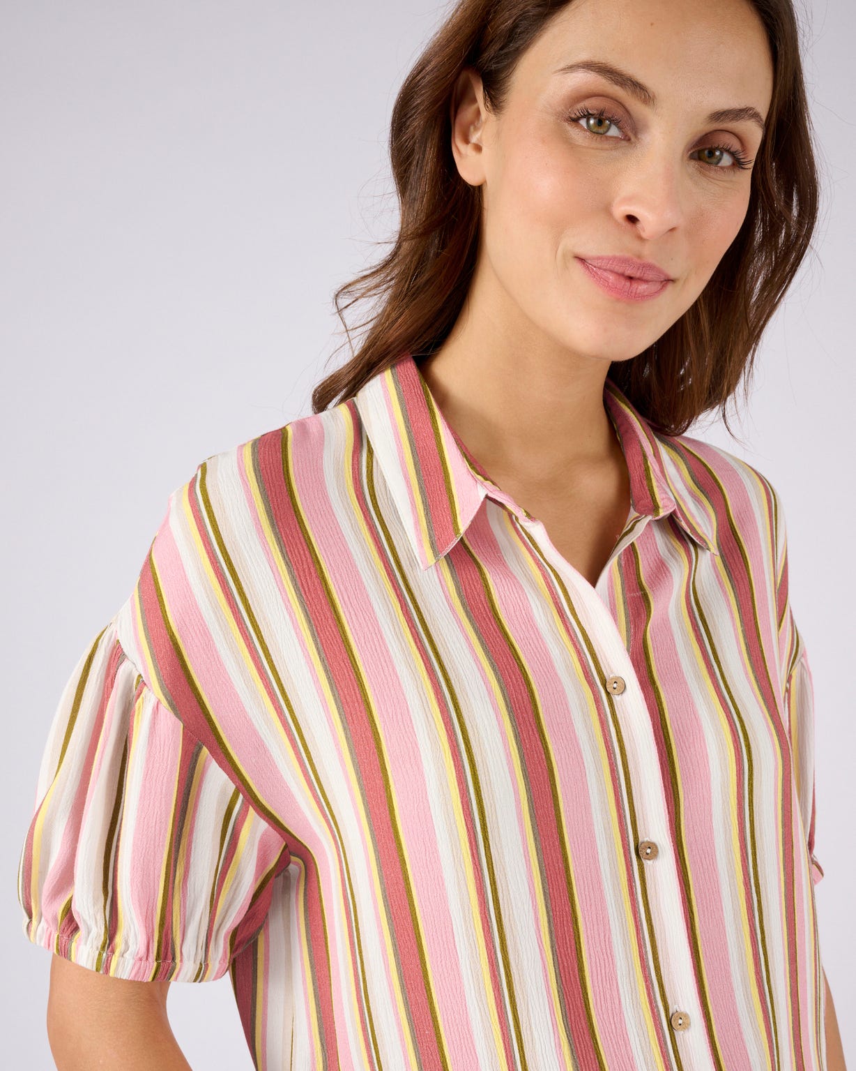 Chemisier rayé en tissu créponné pure viscose