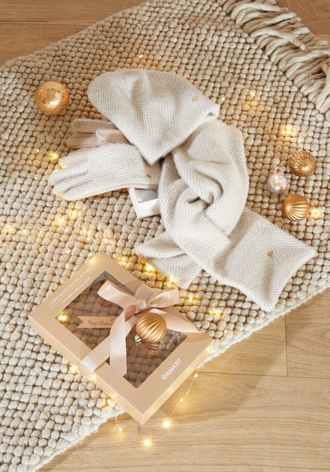 Coffret cadeau écharpe, bonnet et gants