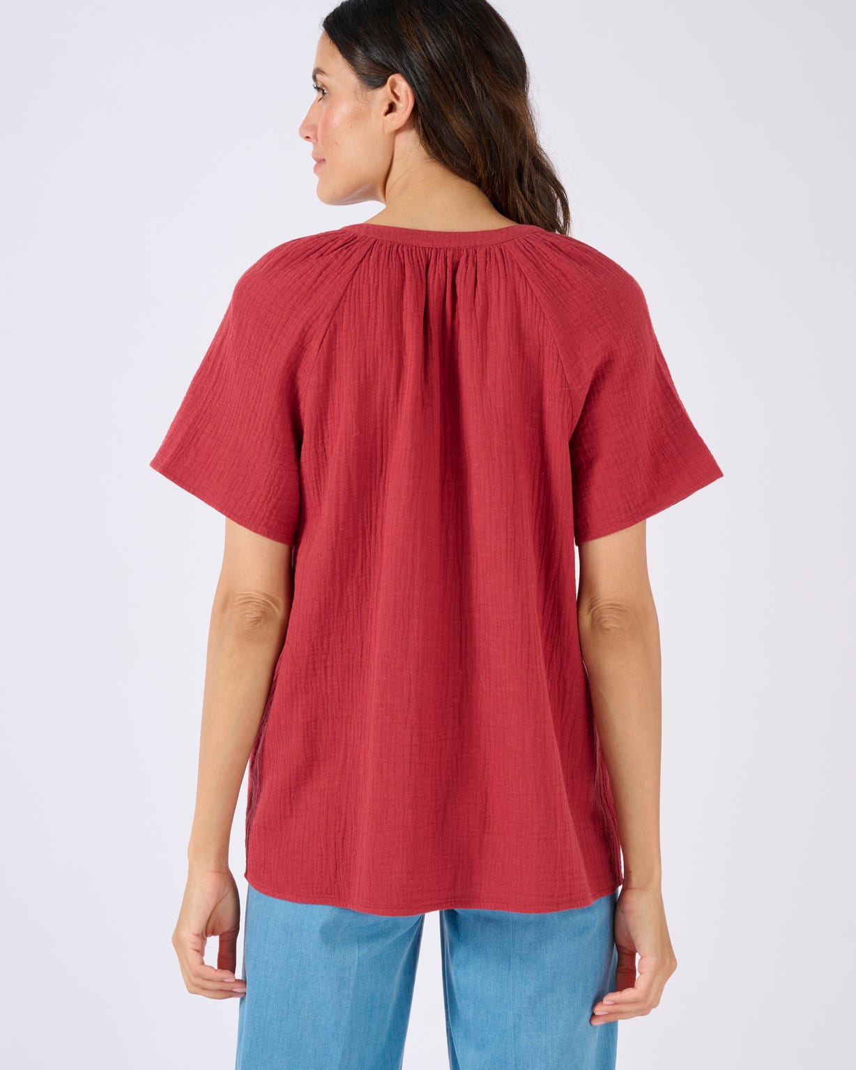 Blouse brodée en gaze de coton biologique